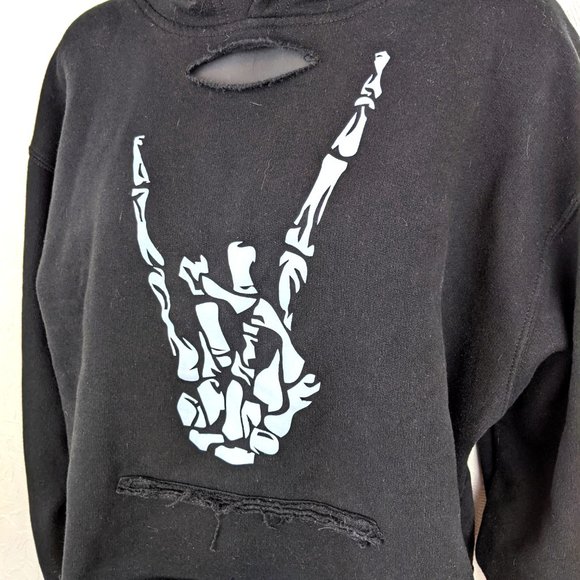 THE DRIVE CLOTHING Cropped Hoodie - Picture 3 of 5